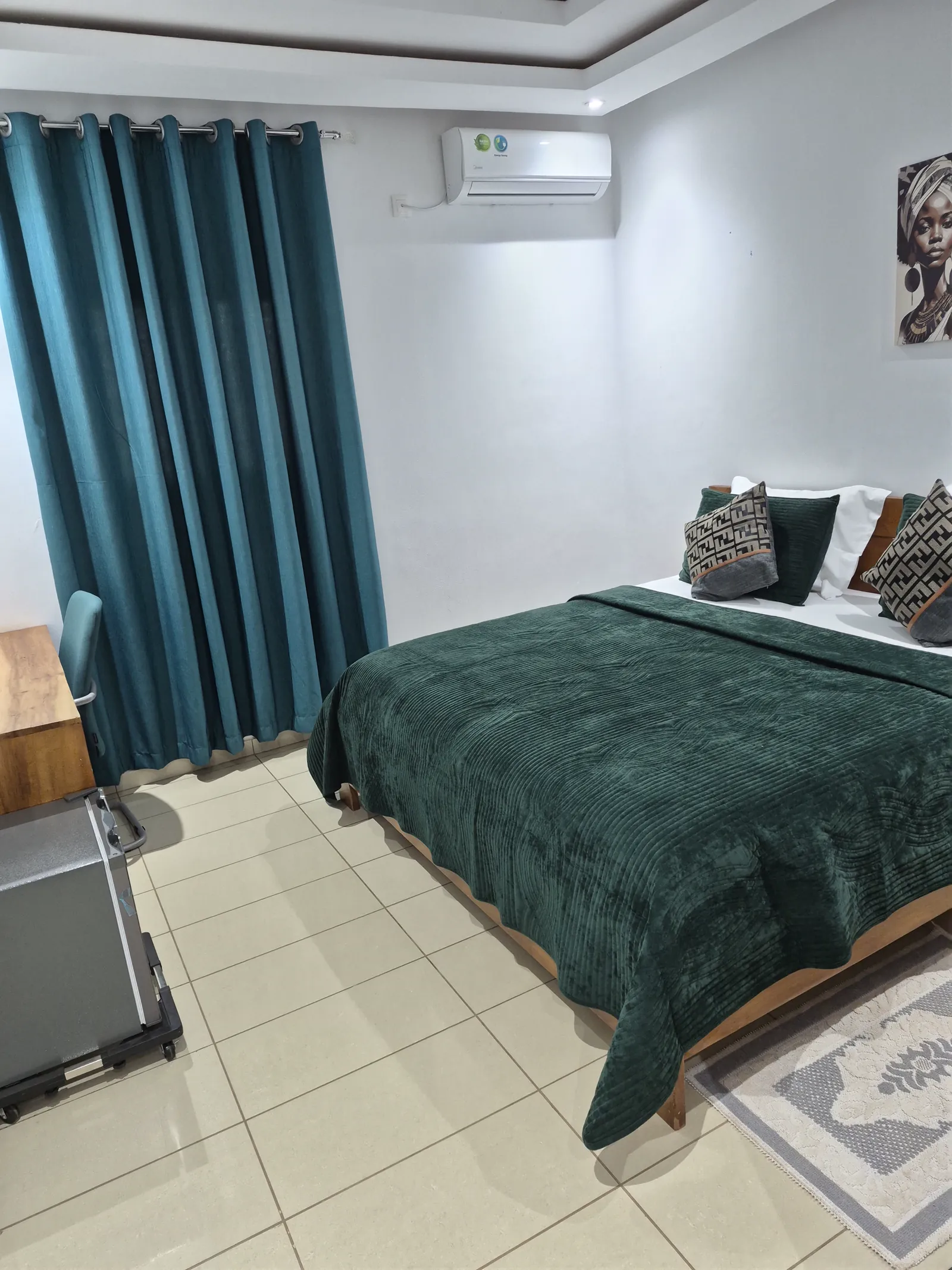 Deluxe — Dehaly Hôtel, Daloa