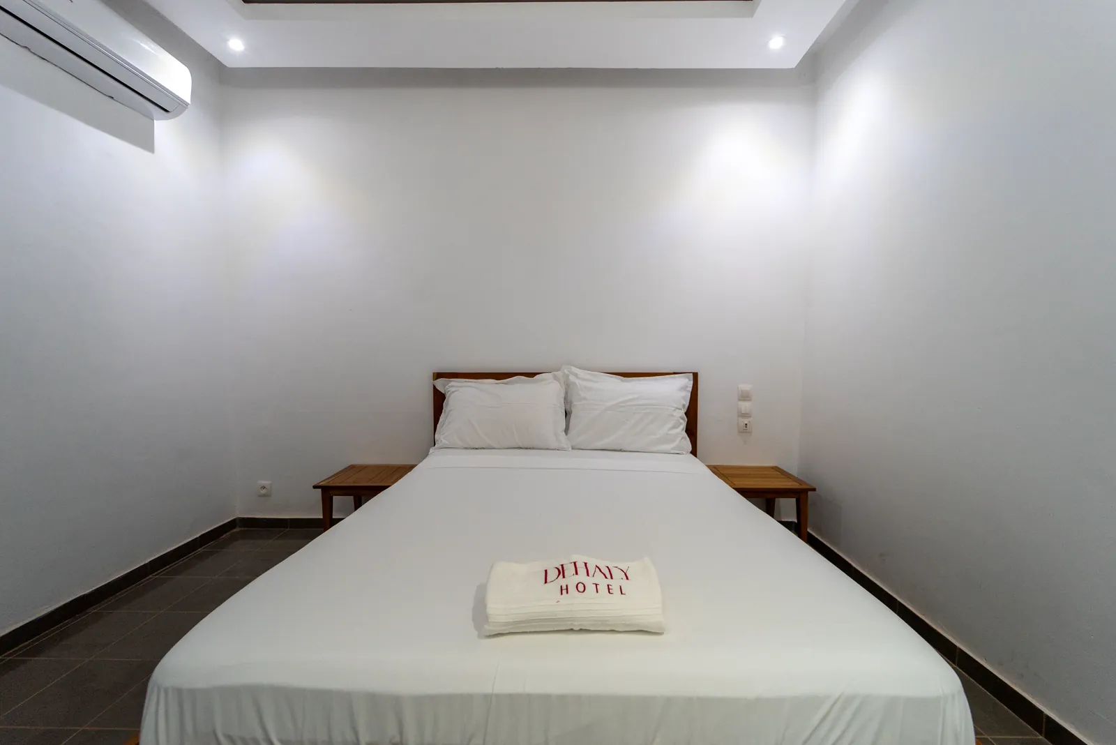 Standard A — Dehaly Hôtel, Daloa