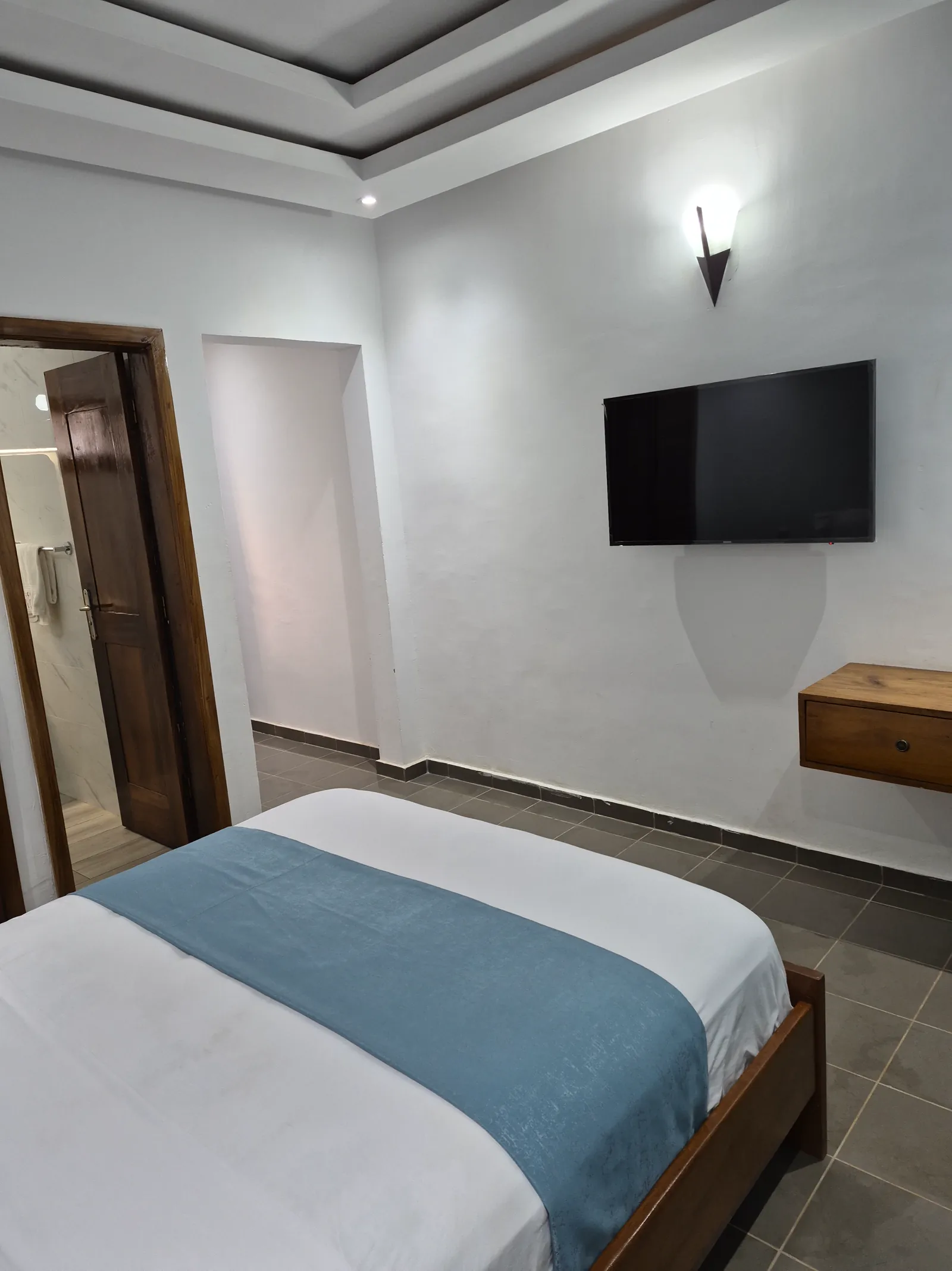 Standard B — Dehaly Hôtel, Daloa