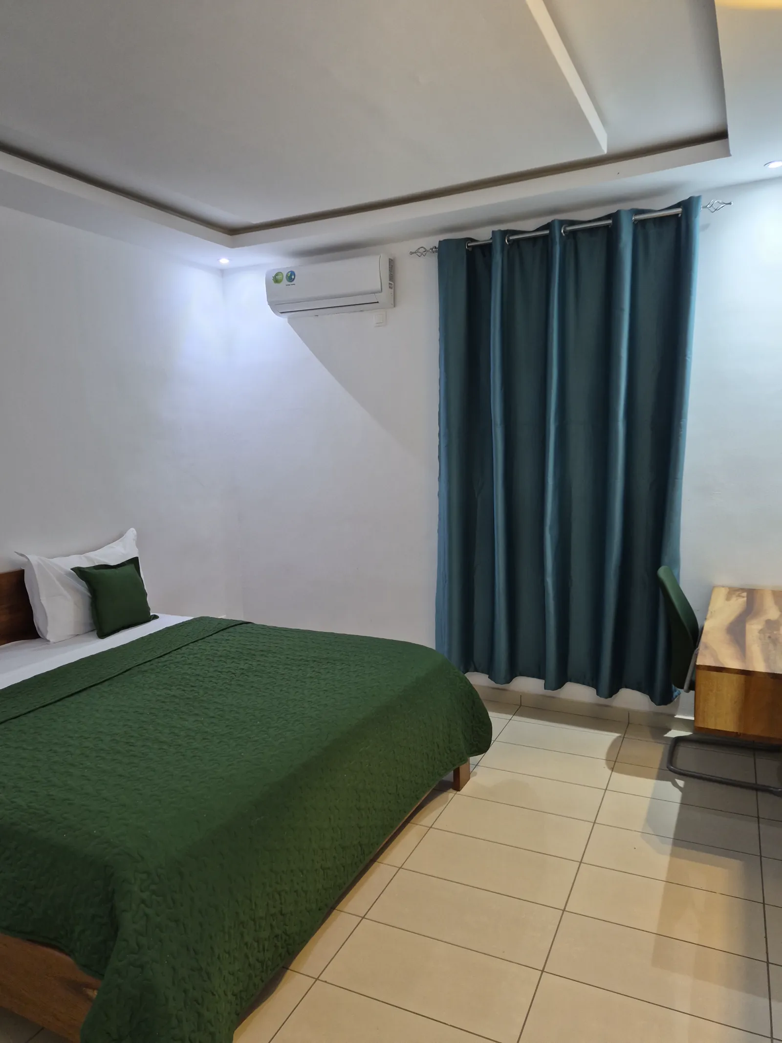 Supérieure — Dehaly Hôtel, Daloa